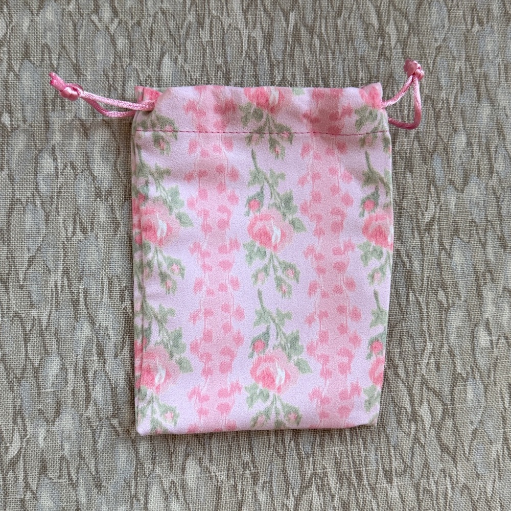 LoveShackFancy x Kendra Scott Jewelry Pouch - Picture 5 of 5